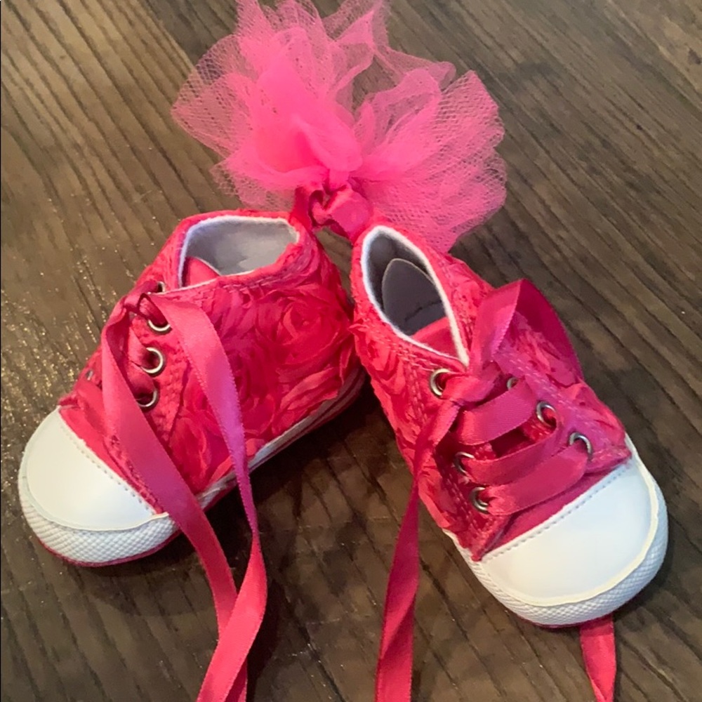 Floral crib shoes
